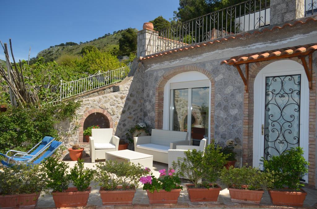 Le Ginestre Di Capri Bb & Holiday House Anacapri  Buitenkant foto