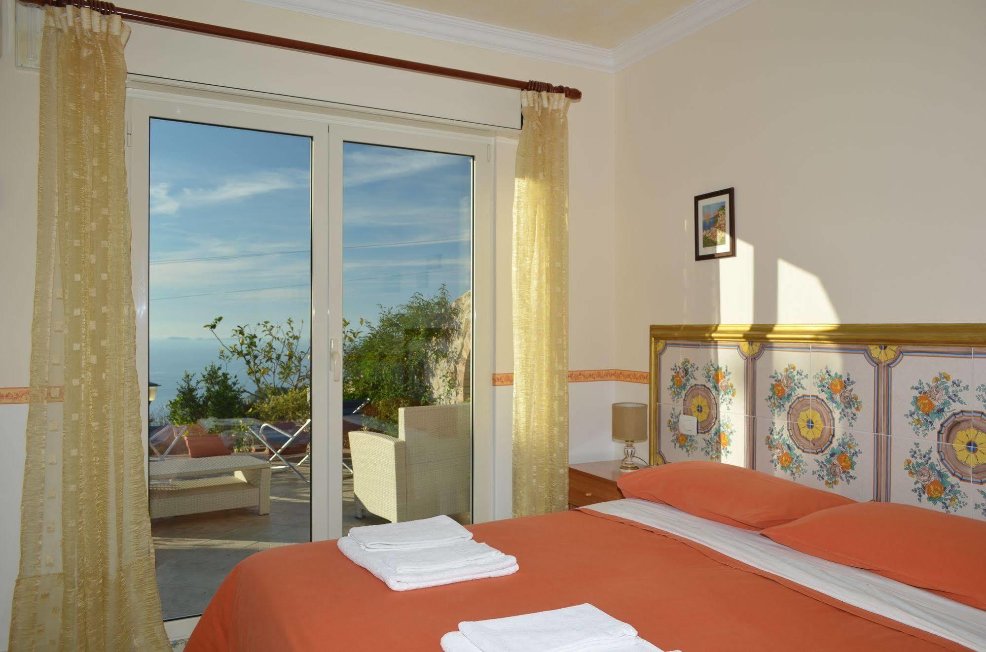Le Ginestre Di Capri Bb & Holiday House Anacapri  Buitenkant foto