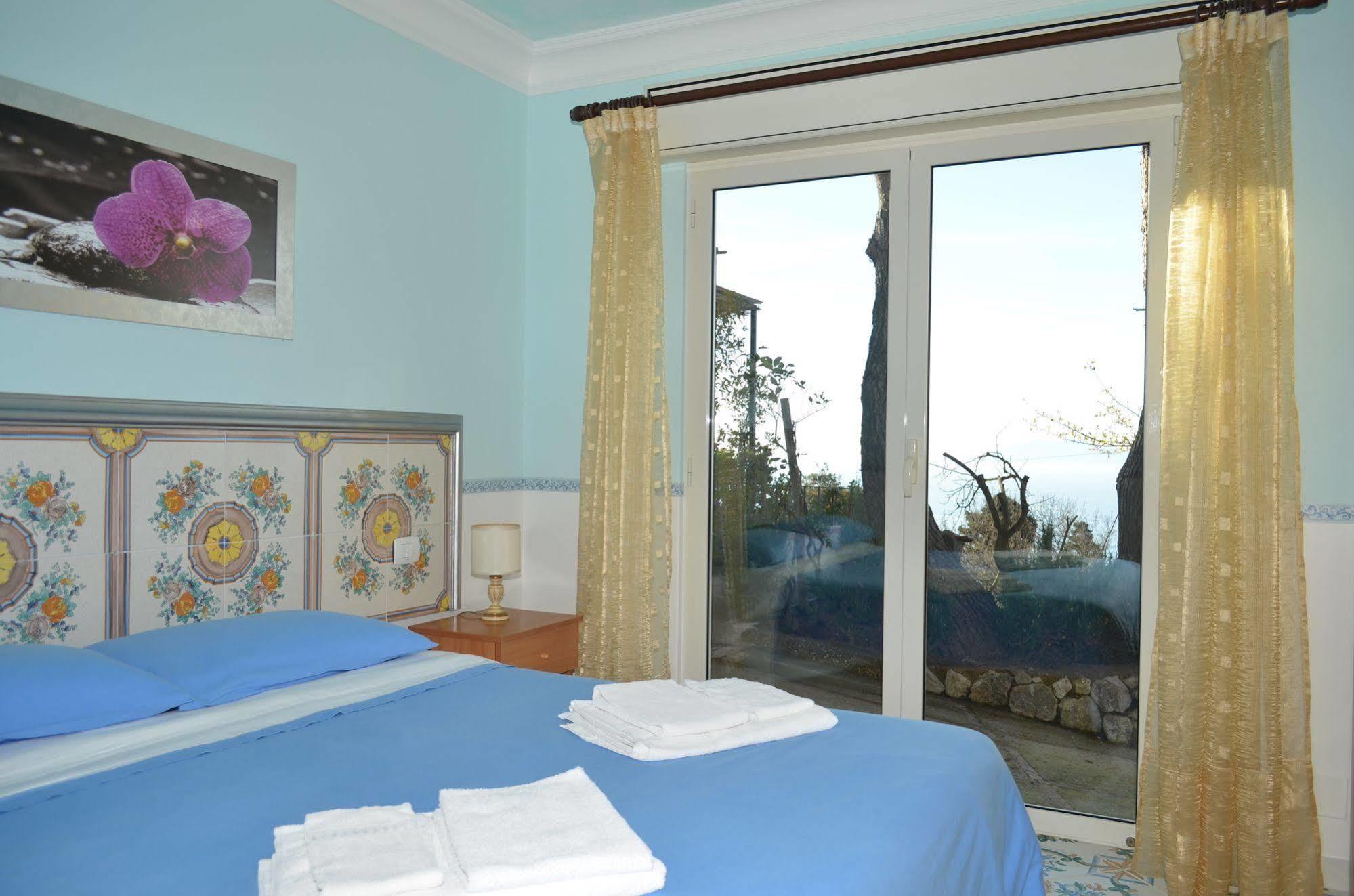 Le Ginestre Di Capri Bb & Holiday House Anacapri  Buitenkant foto