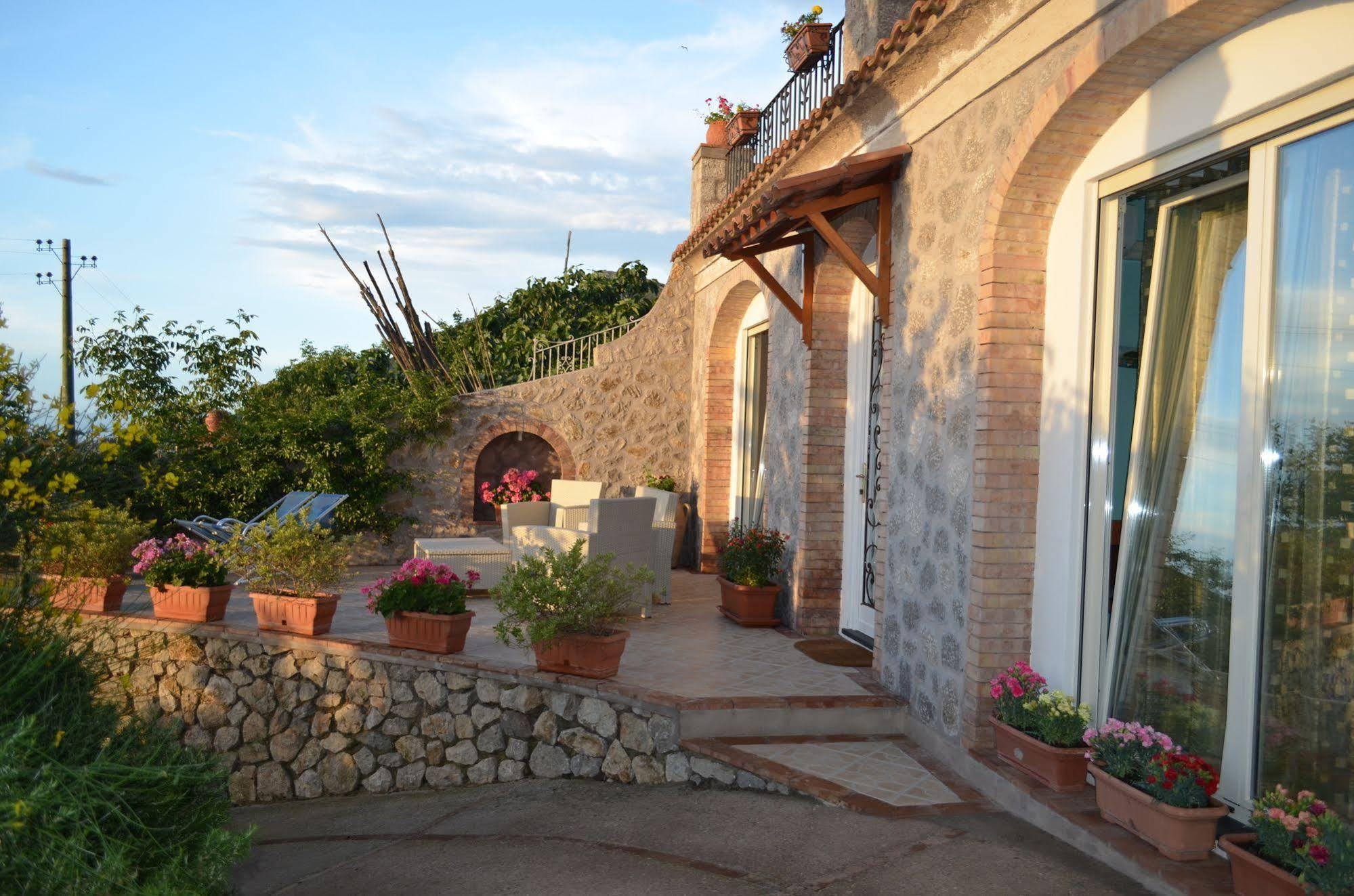 Le Ginestre Di Capri Bb & Holiday House Anacapri  Buitenkant foto